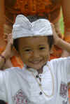 Balinese Boy.jpg (204375 bytes)